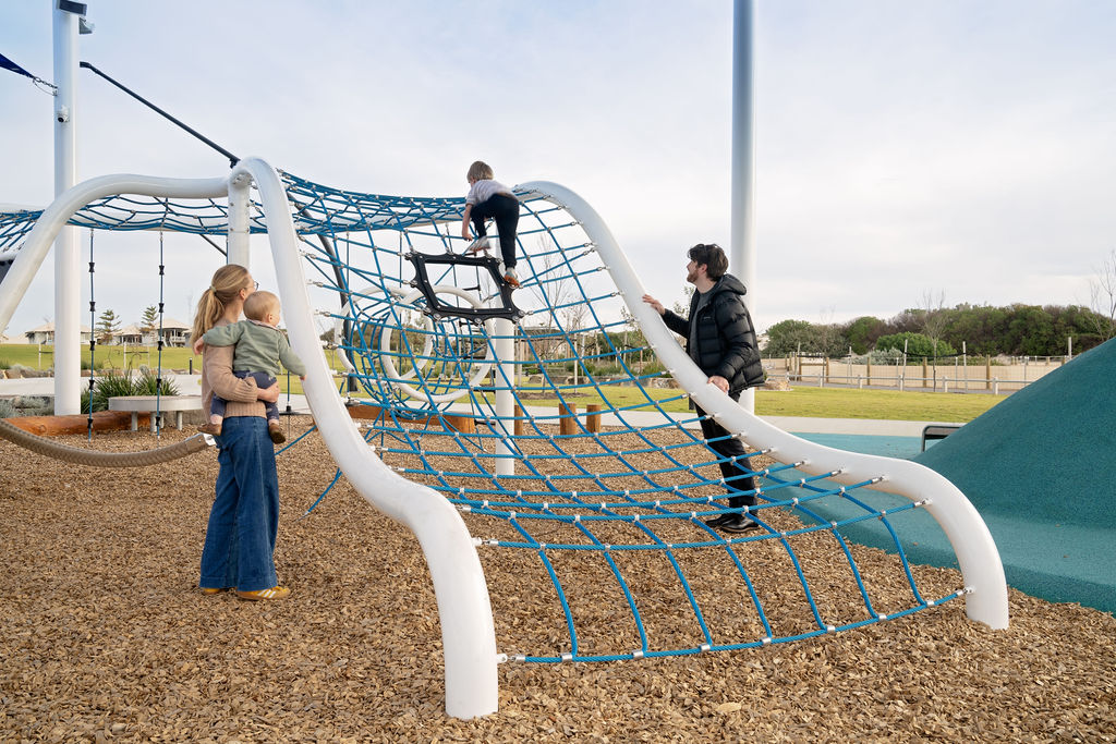 thesquarebradgriffin2025©-54